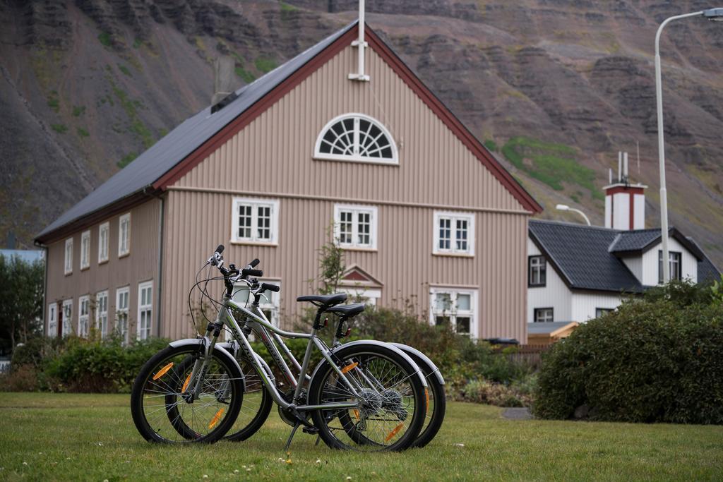 Appartement Tangs à Ísafjörður Extérieur photo